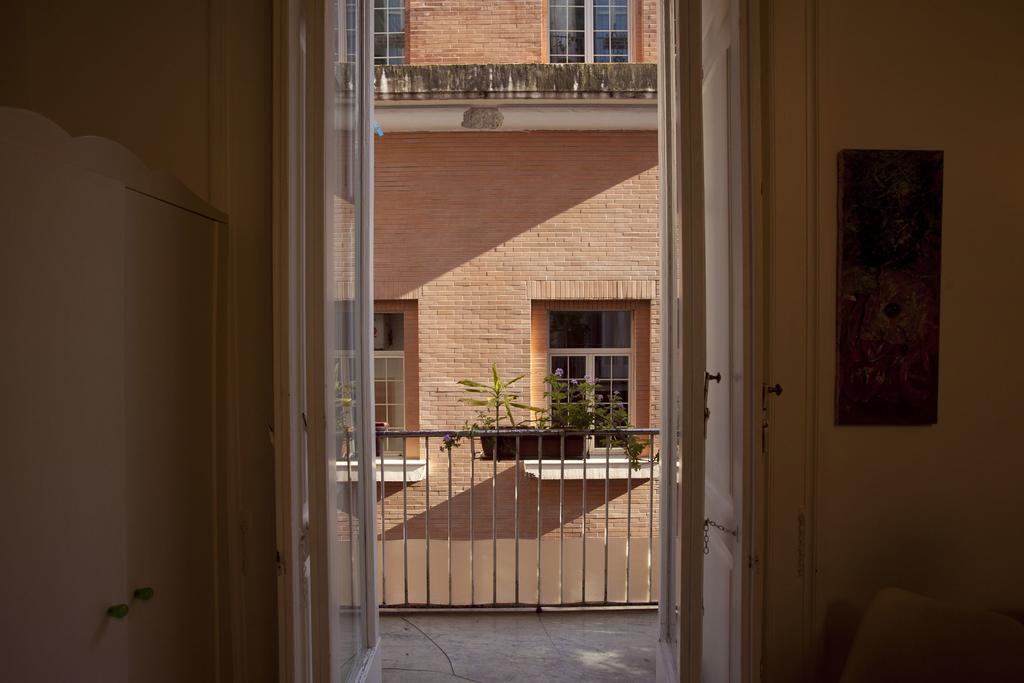 B&B Platamon Νάπολη Δωμάτιο φωτογραφία